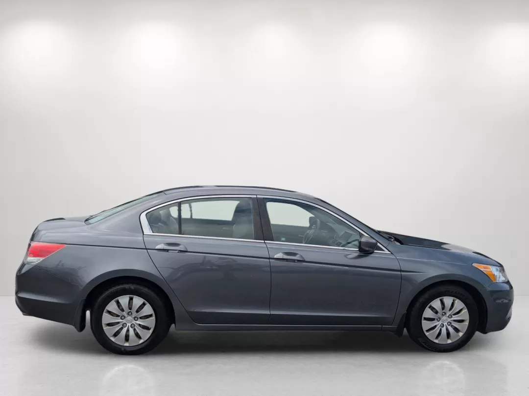 2011 Honda Accord Sdn LX (1HGCP2F39BA) with an Other engine, located at 5115 14th Ave., Columbus, GA, 31904, (706) 323-0345, 32.511494, -84.971046 - ### Discover the 2011 Honda Accord LX Your Ideal Commuter Sedan from Gils Auto in Phenix City, AL!<br /> <br /> If you're in the market for a reliable and stylish vehicle that effortlessly fits into your daily life, look no further than the 2011 Honda Accord LX. Whether you're commuting to work, ru - Photo#3