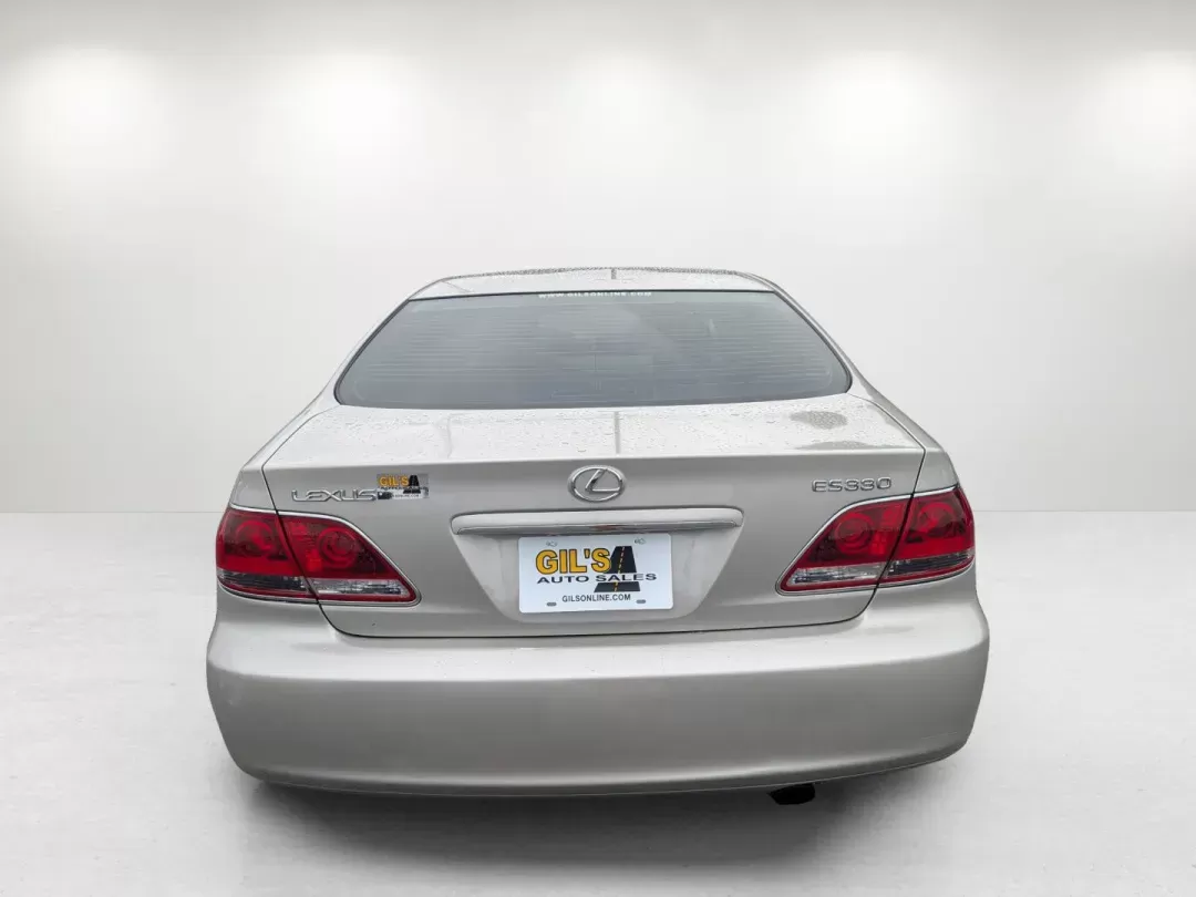 2006 Lexus ES 330 (JTHBA30GX65) with an Other engine, located at 3959 U.S. 80 W, Phenix City, AL, 36870, (334) 297-4885, 32.469296, -85.135185 - **Discover the Luxury of Reliable Driving with the 2006 Lexus ES 330 at Gils Auto!**<br /> <br /> Are you searching for a dependable sedan that combines luxury and practicality? Look no further! The 2006 Lexus ES 330 is the perfect choice for anyone who enjoys both a comfortable ride and the prestig - Photo#5