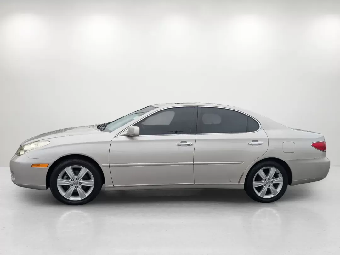 2006 Lexus ES 330 (JTHBA30GX65) with an Other engine, located at 3959 U.S. 80 W, Phenix City, AL, 36870, (334) 297-4885, 32.469296, -85.135185 - **Discover the Luxury of Reliable Driving with the 2006 Lexus ES 330 at Gils Auto!**<br /> <br /> Are you searching for a dependable sedan that combines luxury and practicality? Look no further! The 2006 Lexus ES 330 is the perfect choice for anyone who enjoys both a comfortable ride and the prestig - Photo#7