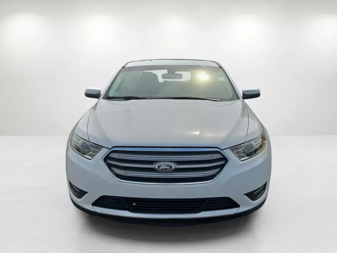 2015 Ford Taurus SEL (1FAHP2E87FG) with an Other engine, located at 3959 U.S. 80 W, Phenix City, AL, 36870, (334) 297-4885, 32.469296, -85.135185 - **Drive Your Dreams with the 2015 Ford Taurus SEL Perfect for Everyday Adventures!**<br /> <br /> Are you on the hunt for a reliable sedan that fits seamlessly into your busy lifestyle? Look no further than this impressive 2015 Ford Taurus SEL, available now at Gils Auto in Phenix City, AL! Whether - Photo#1
