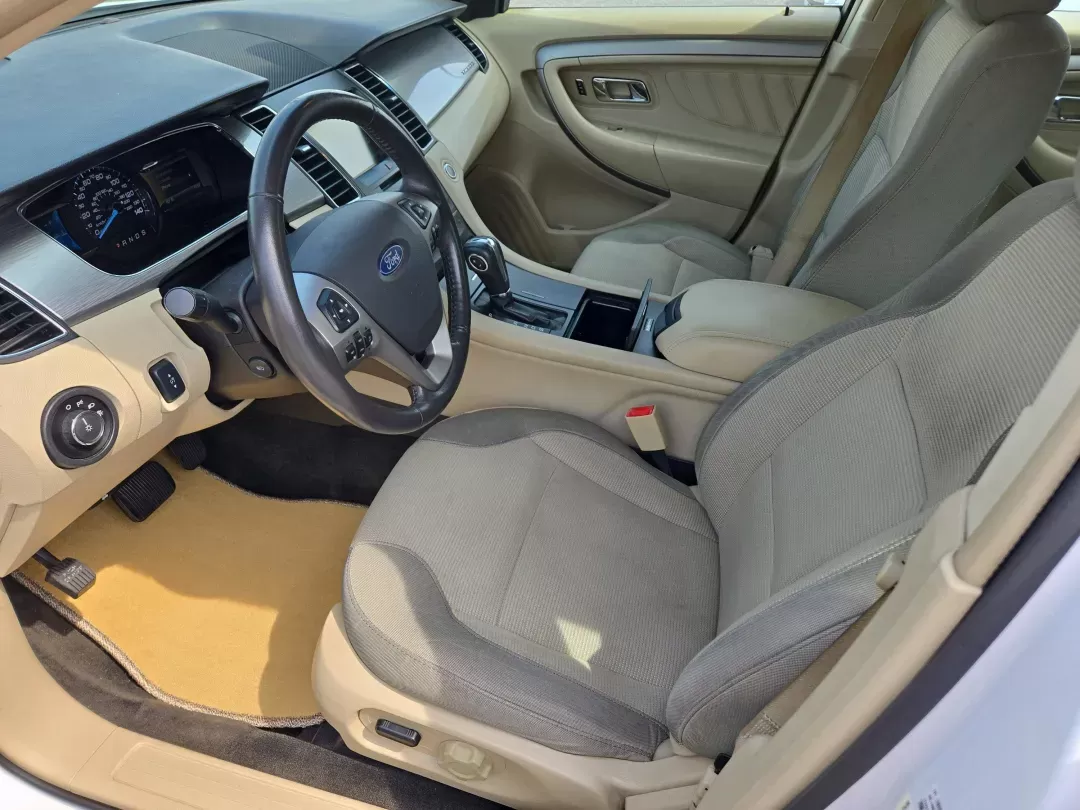 2015 Ford Taurus SEL (1FAHP2E87FG) with an Other engine, located at 3959 U.S. 80 W, Phenix City, AL, 36870, (334) 297-4885, 32.469296, -85.135185 - **Drive Your Dreams with the 2015 Ford Taurus SEL Perfect for Everyday Adventures!**<br /> <br /> Are you on the hunt for a reliable sedan that fits seamlessly into your busy lifestyle? Look no further than this impressive 2015 Ford Taurus SEL, available now at Gils Auto in Phenix City, AL! Whether - Photo#11