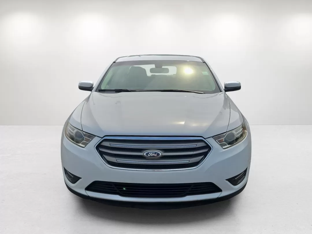 2015 Ford Taurus SEL (1FAHP2E87FG) with an Other engine, located at 7000 Northlake Connector, Columbus, GA, 31904, (706) 987-8085, 32.524975, -84.978134 - **Discover Your New Lifestyle with the 2015 Ford Taurus SEL at Gils Auto!**<br /> <br /> Are you on the hunt for a reliable vehicle that effortlessly blends style, comfort, and practicality? Look no further than the 2015 Ford Taurus SEL, available right here at Gils Auto in Phenix City, AL. Perfect - Photo#1