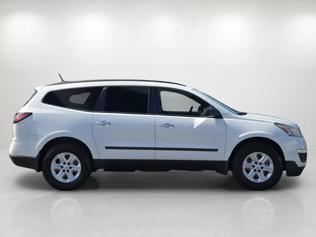 2017 /Dark Titanium/Light Titanium Chevrolet Traverse LS (1GNKRFKD3HJ) with an Other engine, located at 3959 U.S. 80 W, Phenix City, AL, 36870, (334) 297-4885, 32.469296, -85.135185 - **Explore the Open Road with the 2017 Chevrolet Traverse LS Perfect for Your Family Adventures!**<br /> <br /> Are you searching for a spacious, reliable, and comfortable SUV that can accommodate your growing family or serve as the ideal companion for weekend getaways? Look no further! At Gils Auto - Photo#3