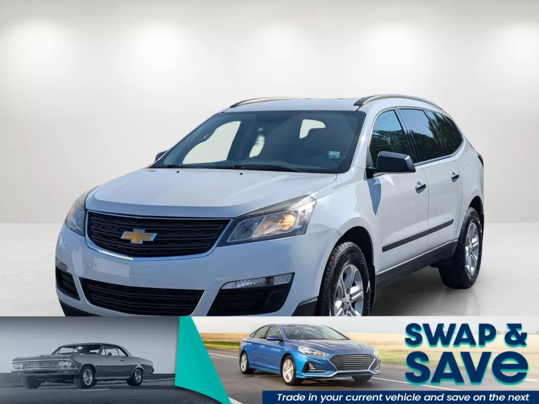 2017 /Dark Titanium/Light Titanium Chevrolet Traverse LS (1GNKRFKD3HJ) with an Other engine, located at 521 Old Farm Lane Rd, Prattville, AL, 36066, (334) 325-1505, 32.482460, -86.416367 - Discover the ultimate family adventure vehicle at Gils Auto in Phenix City, AL! This 2017 Chevrolet Traverse LS is designed for those who value space, comfort, and reliability, making it an ideal choice for growing families or anyone who enjoys weekend getaways. With its roomy interior and robust fe - Photo#0