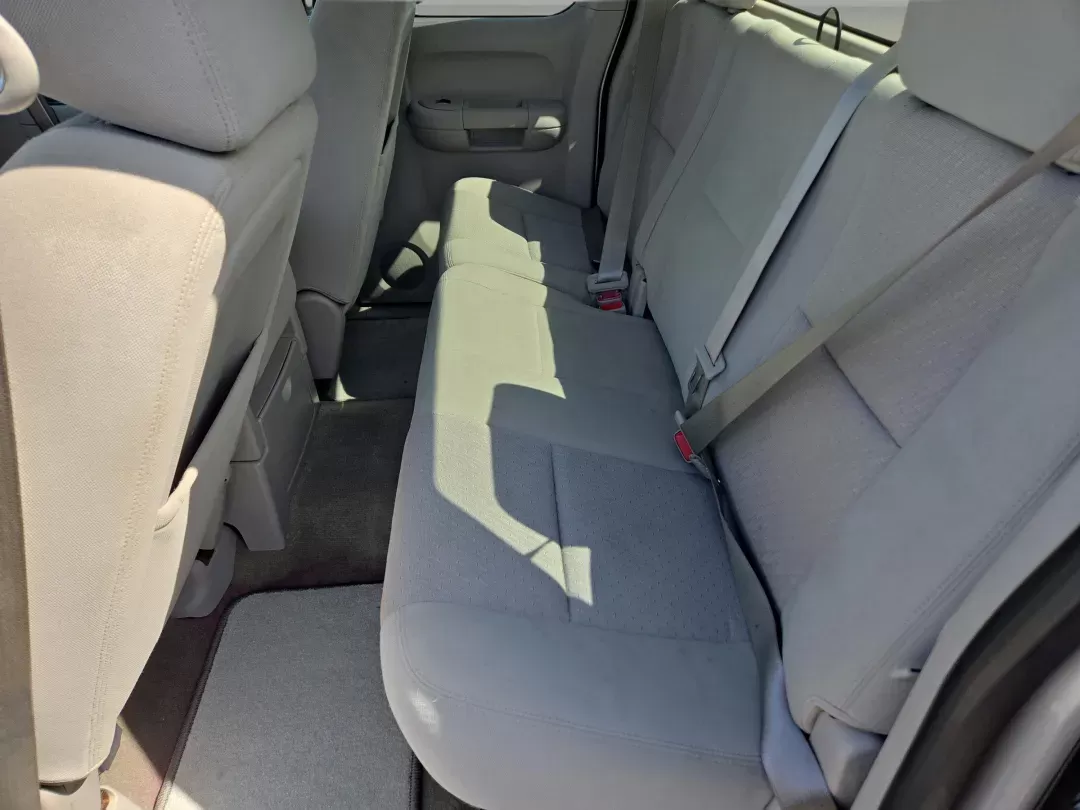 2013 /Light Titanium/Dark Titanium Chevrolet Silverado 1500 LT (1GCRKSE75DZ) with an Other engine, located at 3959 U.S. 80 W, Phenix City, AL, 36870, (334) 297-4885, 32.469296, -85.135185 - **Discover Your Adventure with the 2013 Chevrolet Silverado 1500 LT at Gils Auto in Phenix City, AL!**<br /> <br /> Are you ready to tackle weekend adventures, daily commutes, or family road trips? The 2013 Chevrolet Silverado 1500 LT, available at Gils Auto, is the versatile pickup truck that meets - Photo#12