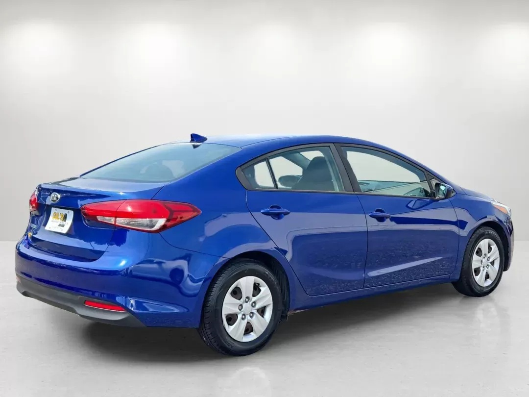 2017 /Black Kia Forte LX (3KPFK4A79HE) with an Other engine, located at 3959 U.S. 80 W, Phenix City, AL, 36870, (334) 297-4885, 32.469296, -85.135185 - ### Ideal Sedan for Your Daily Commute: 2017 Kia Forte LX at Gils Auto in Phenix City, AL<br /> <br /> If you're searching for a reliable and stylish sedan that's perfect for your daily commute or weekend getaways, look no further than the stunning 2017 Kia Forte LX. With its impressive fuel efficie - Photo#4