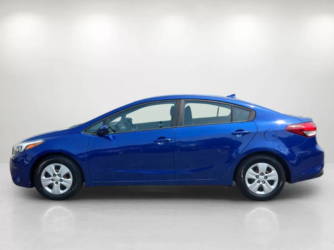 2017 /Black Kia Forte LX (3KPFK4A79HE) with an Other engine, located at 3959 U.S. 80 W, Phenix City, AL, 36870, (334) 297-4885, 32.469296, -85.135185 - ### Ideal Sedan for Your Daily Commute: 2017 Kia Forte LX at Gils Auto in Phenix City, AL<br /> <br /> If you're searching for a reliable and stylish sedan that's perfect for your daily commute or weekend getaways, look no further than the stunning 2017 Kia Forte LX. With its impressive fuel efficie - Photo#7