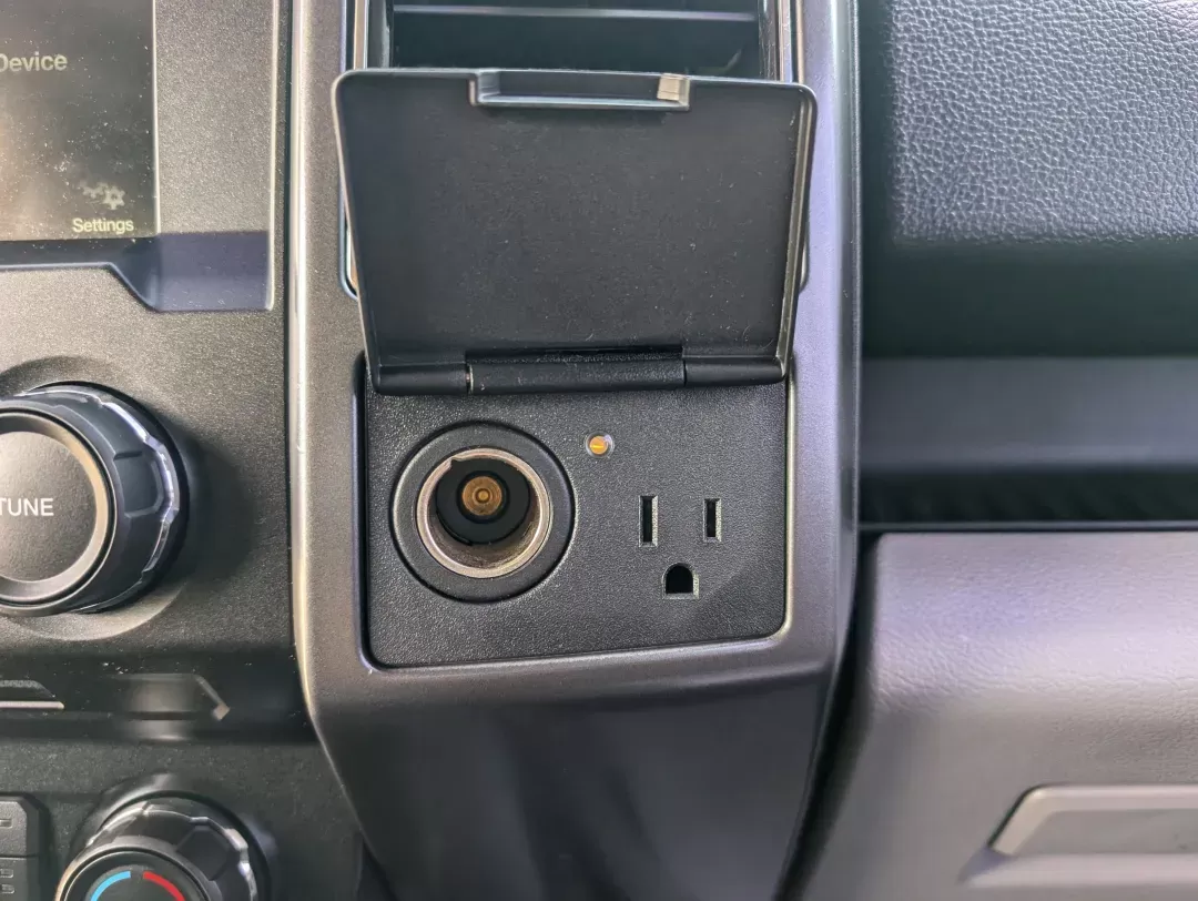 2018 Ford F-150 XLT (1FTEW1E5XJK) with an Other engine, located at 3959 U.S. 80 W, Phenix City, AL, 36870, (334) 297-4885, 32.469296, -85.135185 - **Discover Your Adventure with the 2018 Ford F-150 XLT at Gils Auto in Phenix City, AL!**<br /> <br /> Are you ready to elevate your lifestyle with a truck that combines performance, comfort, and versatility? The 2018 Ford F-150 XLT is not just a vehicle; it's an experience waiting to happen. Whethe - Photo#11