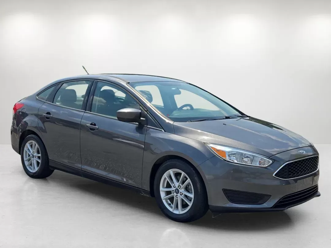 2018 Ford Focus SE (1FADP3F22JL) with an Other engine, located at 3959 U.S. 80 W, Phenix City, AL, 36870, (334) 297-4885, 32.469296, -85.135185 - **Elevate Your Commute with This 2018 Ford Focus SE Perfect for the Budget-Conscious Driver!**<br /> <br /> Are you on the hunt for a reliable, stylish sedan that won't break the bank? Look no further! At Gils Auto in Phenix City, AL, we understand that balancing budget and quality is key, especial - Photo#2