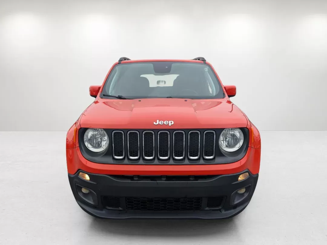 2018 /Black Jeep Renegade Latitude (ZACCJABB6JP) with an Other engine, located at 3959 U.S. 80 W, Phenix City, AL, 36870, (334) 297-4885, 32.469296, -85.135185 - **Unleash Your Adventurous Spirit with This 2018 Jeep Renegade Latitude!**<br /> <br /> Are you ready to embrace your inner explorer? This 2018 Jeep Renegade Latitude is your perfect companion for weekend getaways and daily commutes alike. Equipped to handle both city streets and rugged trails, this - Photo#1