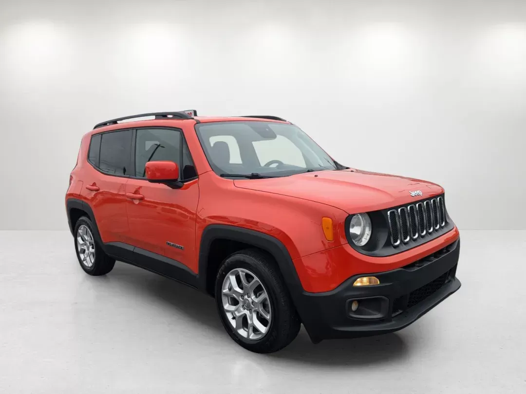 2018 /Black Jeep Renegade Latitude (ZACCJABB6JP) with an Other engine, located at 3959 U.S. 80 W, Phenix City, AL, 36870, (334) 297-4885, 32.469296, -85.135185 - **Unleash Your Adventurous Spirit with This 2018 Jeep Renegade Latitude!**<br /> <br /> Are you ready to embrace your inner explorer? This 2018 Jeep Renegade Latitude is your perfect companion for weekend getaways and daily commutes alike. Equipped to handle both city streets and rugged trails, this - Photo#2