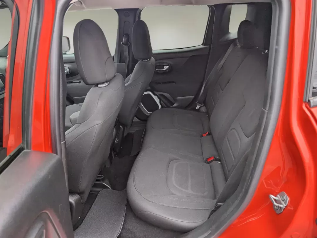 2018 /Black Jeep Renegade Latitude (ZACCJABB6JP) with an Other engine, located at 3959 U.S. 80 W, Phenix City, AL, 36870, (334) 297-4885, 32.469296, -85.135185 - **Unleash Your Adventurous Spirit with This 2018 Jeep Renegade Latitude!**<br /> <br /> Are you ready to embrace your inner explorer? This 2018 Jeep Renegade Latitude is your perfect companion for weekend getaways and daily commutes alike. Equipped to handle both city streets and rugged trails, this - Photo#10