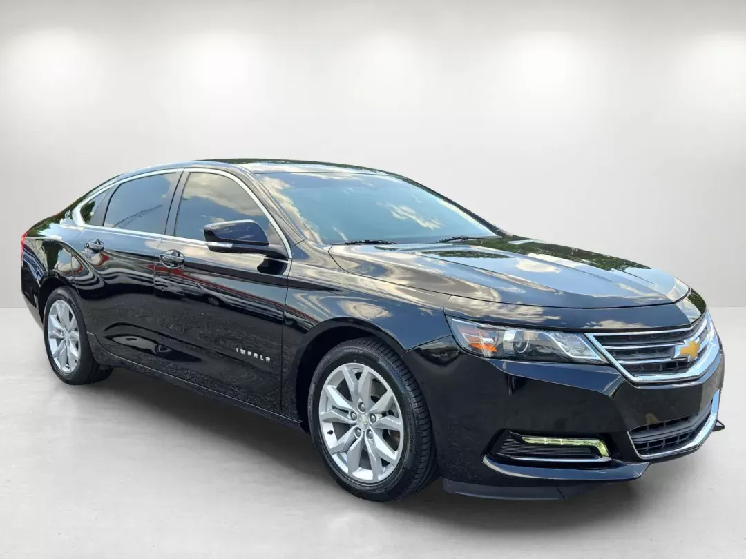 2018 /Jet Black Chevrolet Impala LT (1G1105S38JU) with an Other engine, located at 3959 U.S. 80 W, Phenix City, AL, 36870, (334) 297-4885, 32.469296, -85.135185 - **Experience the Road in Style with the 2018 Chevrolet Impala LT! Perfect for Commuters and Families Alike!**<br /> <br /> Are you looking for a stylish and reliable sedan that can handle daily commutes, weekend getaways, and family errands effortlessly? Look no further than this 2018 Chevrolet Impa - Photo#2