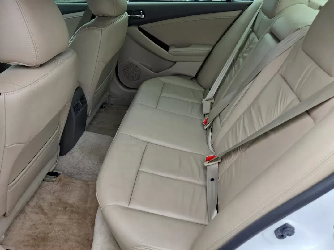 2012 /Blonde Nissan Altima 2.5 SL (1N4AL2AP9CN) with an Other engine, located at 3959 U.S. 80 W, Phenix City, AL, 36870, (334) 297-4885, 32.469296, -85.135185 - **Discover Your Next Adventure with the 2012 Nissan Altima 2.5 SL at Gils Auto!**<br /> <br /> Are you looking for a reliable sedan that combines style, comfort, and cutting-edge technology? Whether you're commuting to work, taking the kids to school, or heading out for weekend getaways, the 2012 Ni - Photo#12