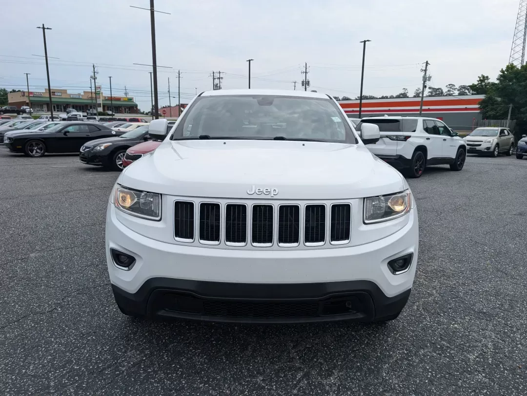 2016 /Lt Frost Beige/Black Jeep Grand Cherokee Laredo (1C4RJEAG8GC) with an Other engine, located at 7000 Northlake Connector, Columbus, GA, 31904, (706) 987-8085, 32.524975, -84.978134 - Discover the perfect blend of adventure and everyday practicality with the 2016 Jeep Grand Cherokee Laredo, now available at Gils Auto in Phenix City, AL! This remarkable SUV is designed for those seeking versatility, whether you're tackling the daily commute, planning a weekend getaway, or navigati - Photo#1