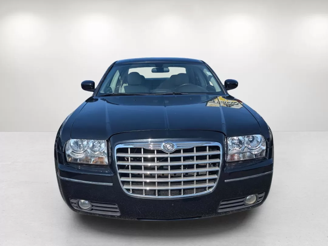 2007 Chrysler 300 (2C3KA53G87H) with an Other engine, located at 3959 U.S. 80 W, Phenix City, AL, 36870, (334) 297-4885, 32.469296, -85.135185 - Experience luxury and comfort with a 2007 Chrysler 300, the ideal sedan for those seeking both style and functionality in their daily commute or weekend adventures. Whether you're navigating the bustling streets of Phenix City or heading out for a smooth drive along U.S. 80 toward nearby attractions - Photo#2