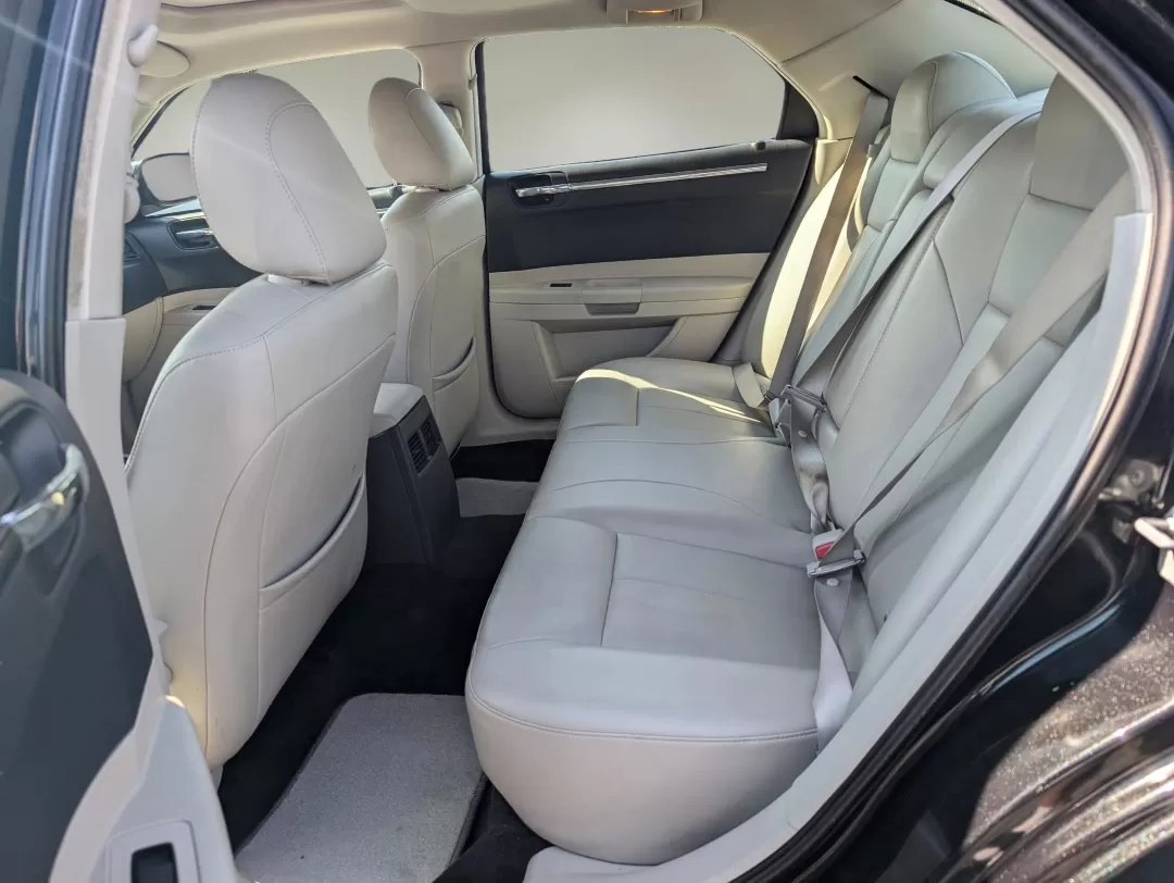 2007 Chrysler 300 (2C3KA53G87H) with an Other engine, located at 3959 U.S. 80 W, Phenix City, AL, 36870, (334) 297-4885, 32.469296, -85.135185 - Experience luxury and comfort with a 2007 Chrysler 300, the ideal sedan for those seeking both style and functionality in their daily commute or weekend adventures. Whether you're navigating the bustling streets of Phenix City or heading out for a smooth drive along U.S. 80 toward nearby attractions - Photo#11