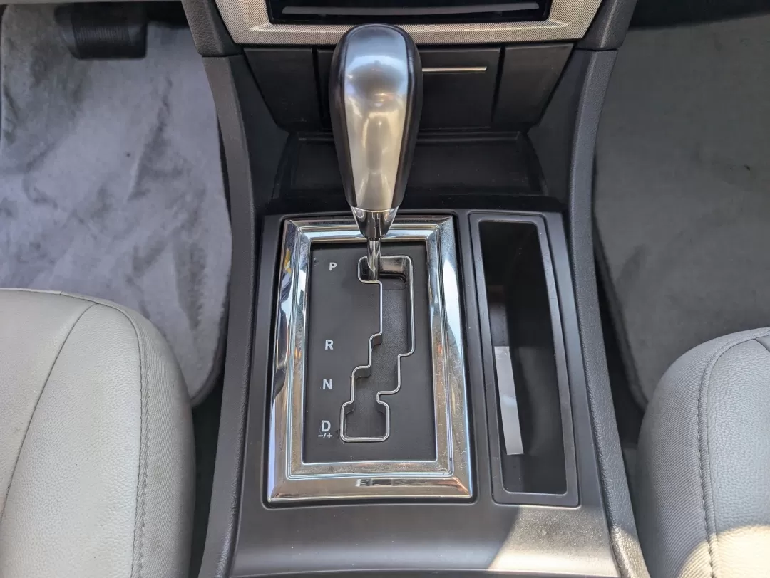 2007 Chrysler 300 (2C3KA53G87H) with an Other engine, located at 3959 U.S. 80 W, Phenix City, AL, 36870, (334) 297-4885, 32.469296, -85.135185 - Experience luxury and comfort with a 2007 Chrysler 300, the ideal sedan for those seeking both style and functionality in their daily commute or weekend adventures. Whether you're navigating the bustling streets of Phenix City or heading out for a smooth drive along U.S. 80 toward nearby attractions - Photo#13