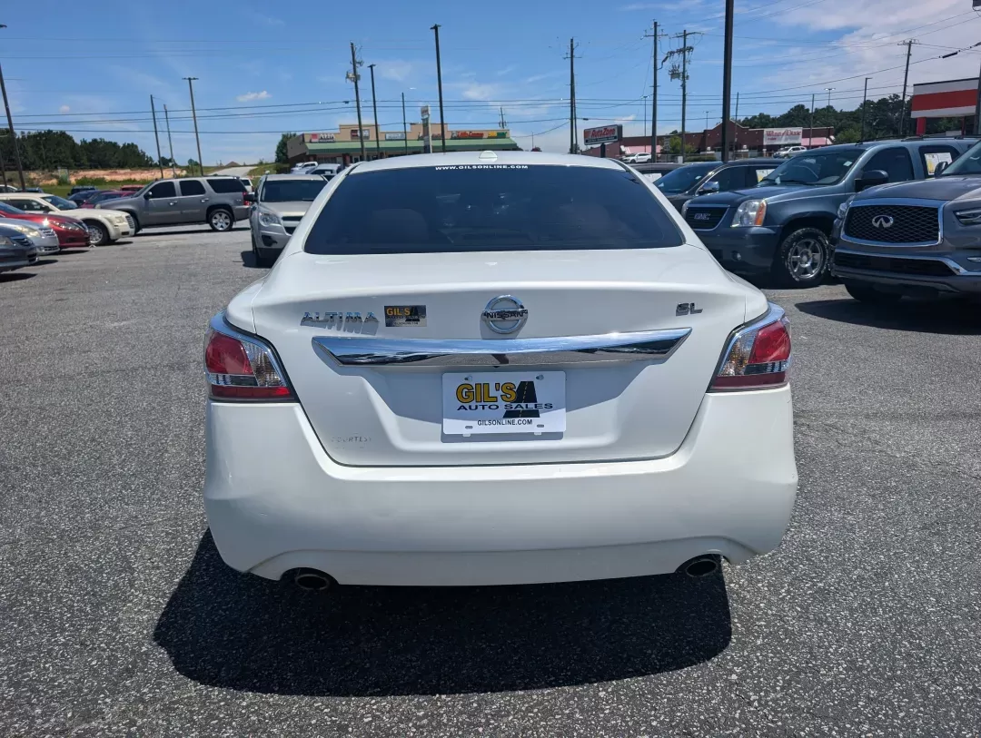 2015 Pearl White /Beige Nissan Altima 2.5 SL (1N4AL3AP3FN) with an Other engine, located at 3959 U.S. 80 W, Phenix City, AL, 36870, (334) 297-4885, 32.469296, -85.135185 - **Experience Comfort and Style with the 2015 Nissan Altima 2.5 SL - Perfect for Your Daily Adventures!**<br /> <br /> Are you searching for a reliable sedan that combines comfort, style, and advanced technology? The 2015 Nissan Altima 2.5 SL is your ideal companion for daily commuting, family errand - Photo#5