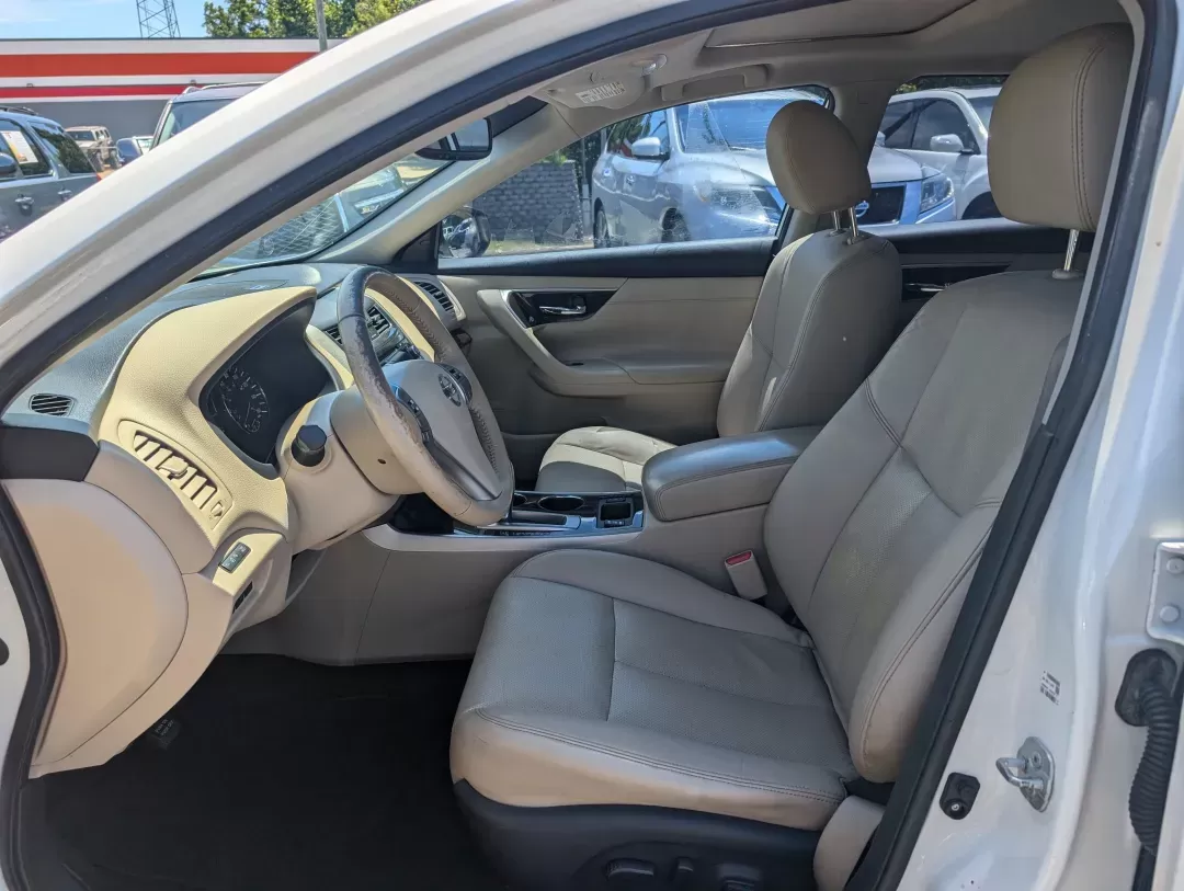 2015 Pearl White /Beige Nissan Altima 2.5 SL (1N4AL3AP3FN) with an Other engine, located at 3959 U.S. 80 W, Phenix City, AL, 36870, (334) 297-4885, 32.469296, -85.135185 - **Experience Comfort and Style with the 2015 Nissan Altima 2.5 SL - Perfect for Your Daily Adventures!**<br /> <br /> Are you searching for a reliable sedan that combines comfort, style, and advanced technology? The 2015 Nissan Altima 2.5 SL is your ideal companion for daily commuting, family errand - Photo#9