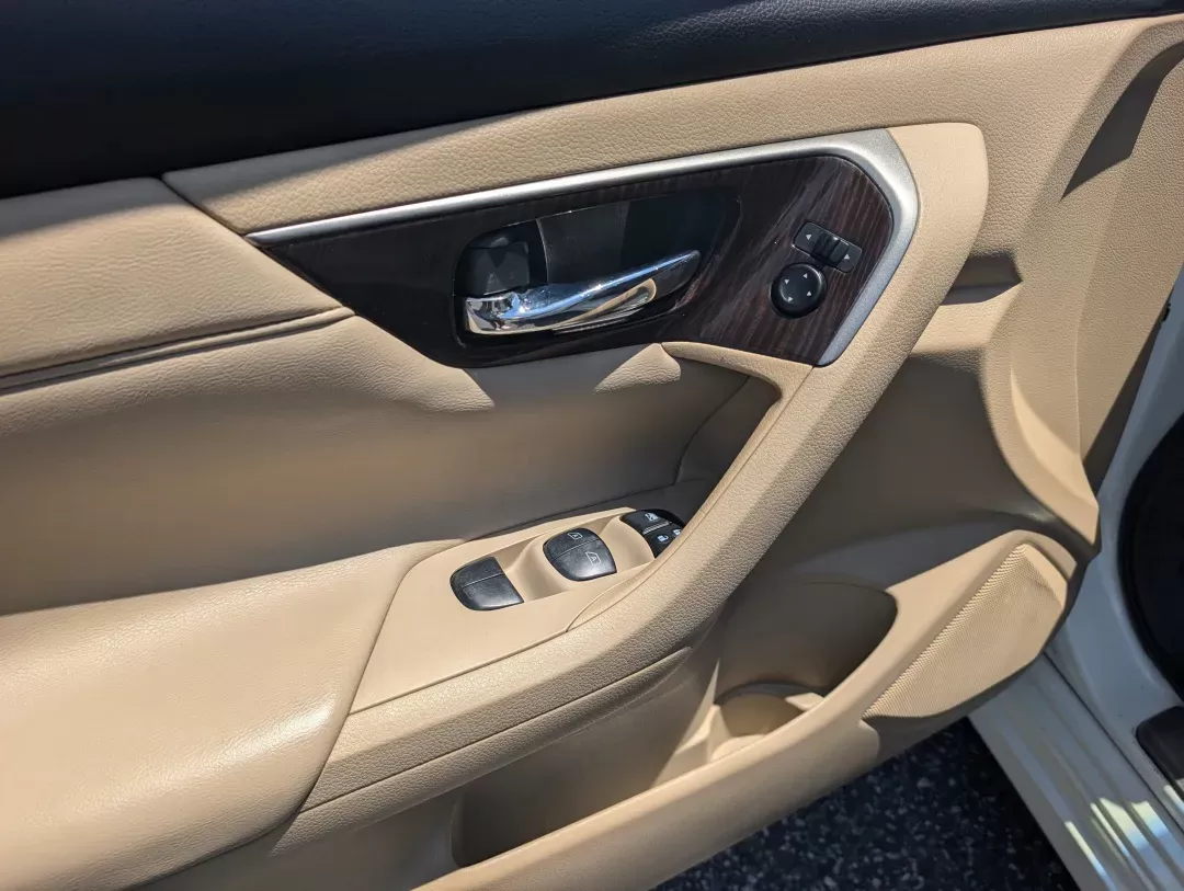2015 Pearl White /Beige Nissan Altima 2.5 SL (1N4AL3AP3FN) with an Other engine, located at 5115 14th Ave., Columbus, GA, 31904, (706) 323-0345, 32.511494, -84.971046 - Discover the ultimate blend of comfort and style with the 2015 Nissan Altima 2.5 SL, available now at Gils Auto in Columbus, GA. If you're searching for a dependable sedan that can handle your daily commute, family outings, or weekend adventures, this Altima is designed to meet your needs seamlessly - Photo#8