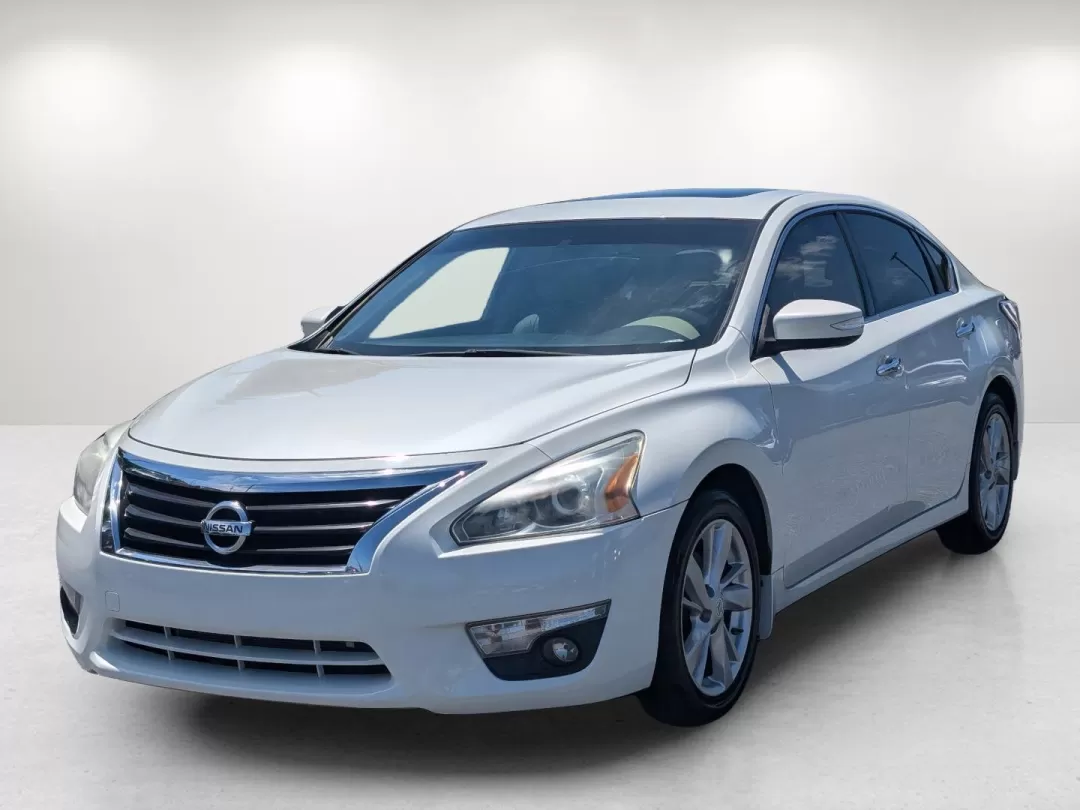 2015 Pearl White /Beige Nissan Altima 2.5 SL (1N4AL3AP3FN) with an Other engine, located at 5115 14th Ave., Columbus, GA, 31904, (706) 323-0345, 32.511494, -84.971046 - Discover the ultimate blend of comfort and style with the 2015 Nissan Altima 2.5 SL, available now at Gils Auto in Columbus, GA. If you're searching for a dependable sedan that can handle your daily commute, family outings, or weekend adventures, this Altima is designed to meet your needs seamlessly - Photo#1