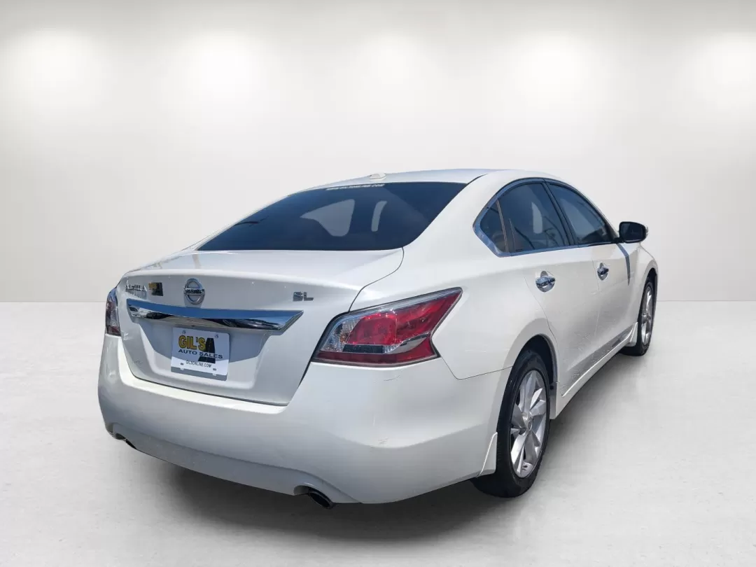 2015 Pearl White /Beige Nissan Altima 2.5 SL (1N4AL3AP3FN) with an Other engine, located at 5115 14th Ave., Columbus, GA, 31904, (706) 323-0345, 32.511494, -84.971046 - Discover the ultimate blend of comfort and style with the 2015 Nissan Altima 2.5 SL, available now at Gils Auto in Columbus, GA. If you're searching for a dependable sedan that can handle your daily commute, family outings, or weekend adventures, this Altima is designed to meet your needs seamlessly - Photo#5