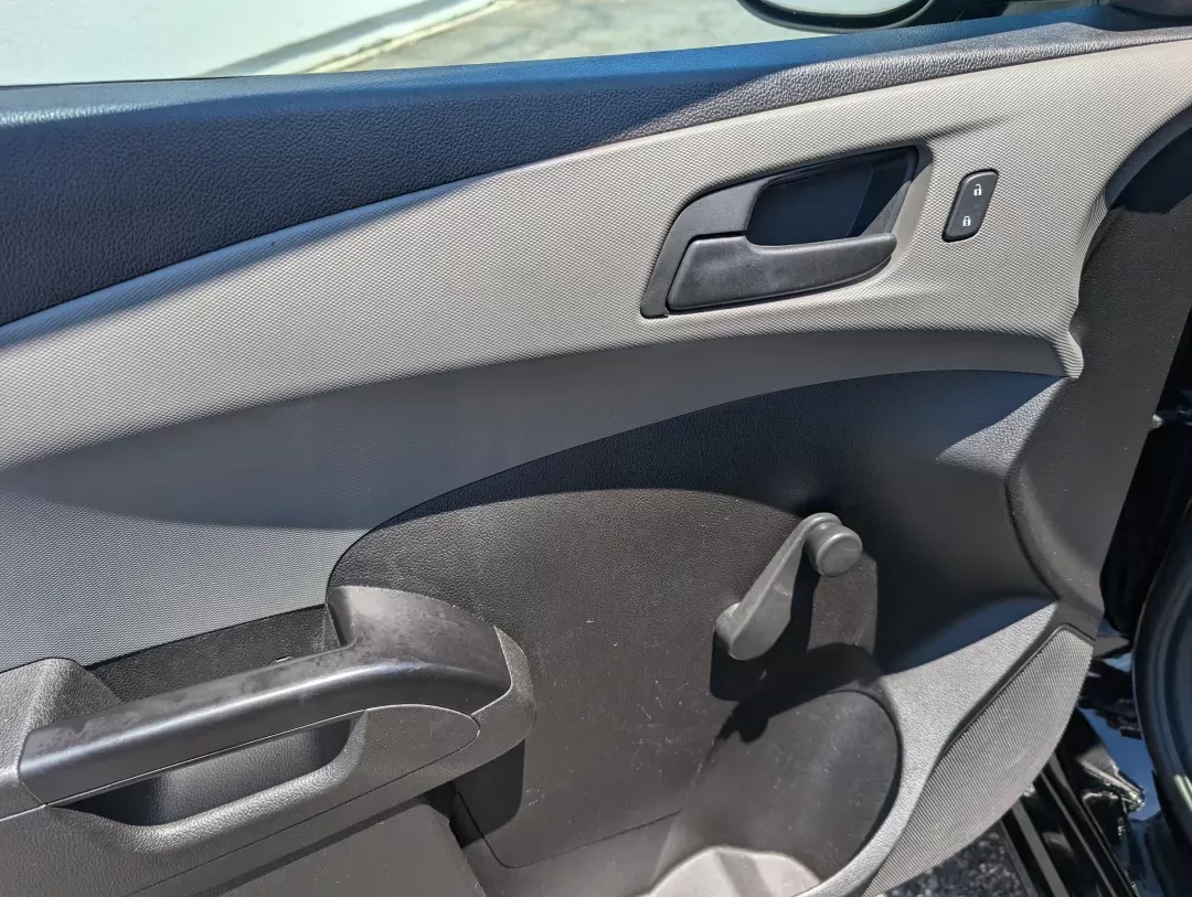 2019 /Jet Black/Dark Titanium Chevrolet Sonic LT (1G1JG6SB9K4) with an Other engine, located at 3959 U.S. 80 W, Phenix City, AL, 36870, (334) 297-4885, 32.469296, -85.135185 - **Experience the Freedom of the Open Road with the 2019 Chevrolet Sonic LT at Gils Auto!** <br /> <br /> If you're searching for a stylish, reliable hatchback that fits seamlessly into your busy lifestyle, look no further than this 2019 Chevrolet Sonic LT. Perfect for commuters, families, or anyone - Photo#7