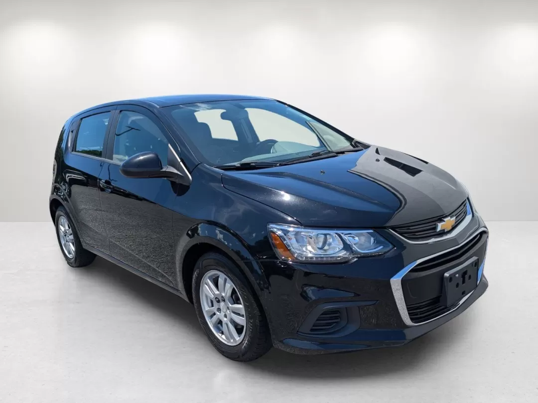 2019 /Jet Black/Dark Titanium Chevrolet Sonic LT (1G1JG6SB9K4) with an Other engine, located at 804 22nd Ave, Phenix City, AL, 36870, (334) 297-1860, 32.484749, -85.024475 - **Discover Your Perfect Companion for Daily Adventures: The 2019 Chevrolet Sonic LT Hatchback at Gils Auto!**<br /> <br /> Looking for a versatile and stylish hatchback that fits seamlessly into your busy lifestyle? The 2019 Chevrolet Sonic LT is your answer! Perfect for urban commuters, families on - Photo#2