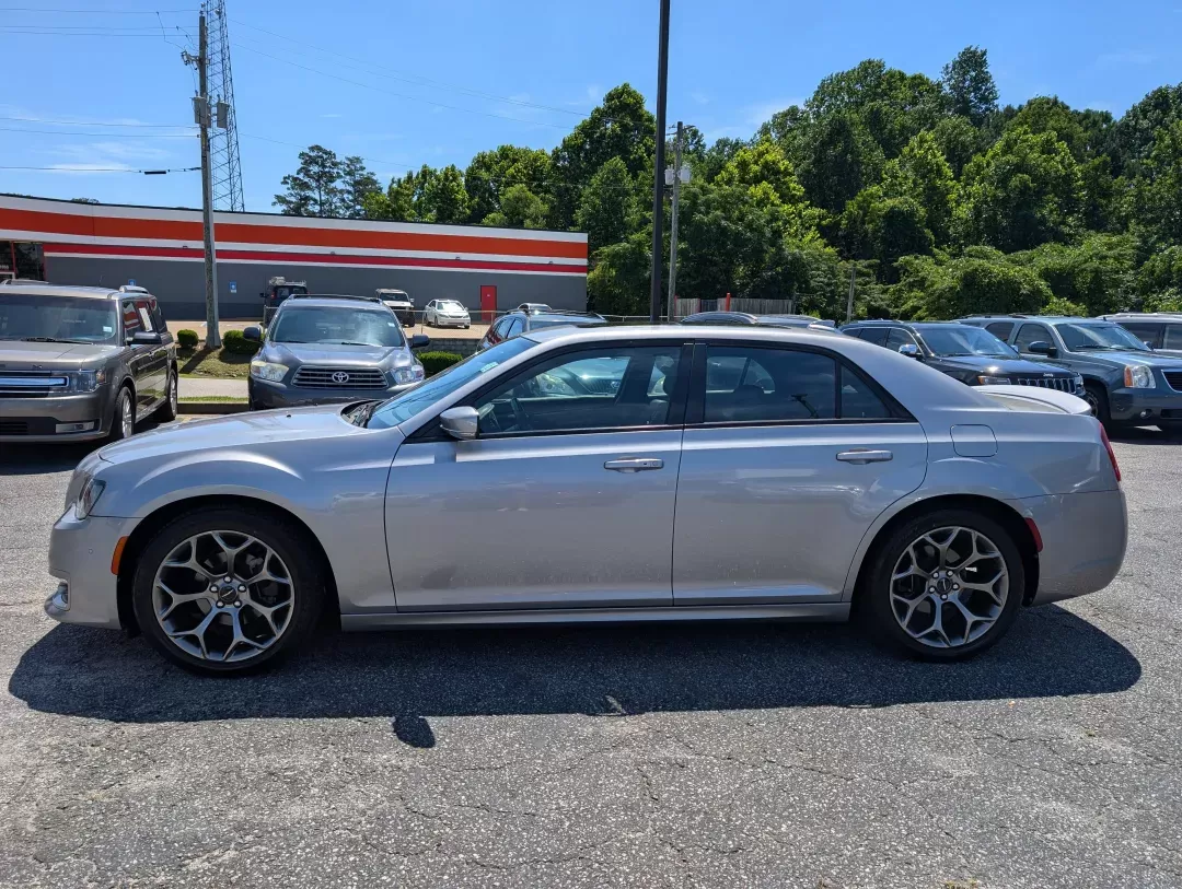 2018 /Black Chrysler 300 300S (2C3CCABG5JH) with an Other engine, located at 3959 U.S. 80 W, Phenix City, AL, 36870, (334) 297-4885, 32.469296, -85.135185 - **Discover a New Level of Luxury and Comfort with the 2018 Chrysler 300S in Phenix City!**<br /> <br /> Are you searching for a vehicle that seamlessly combines style, comfort, and performance for your daily commute or weekend adventures? Look no further! At Gils Auto, located at 3959 U.S. 80 W, Phe - Photo#7