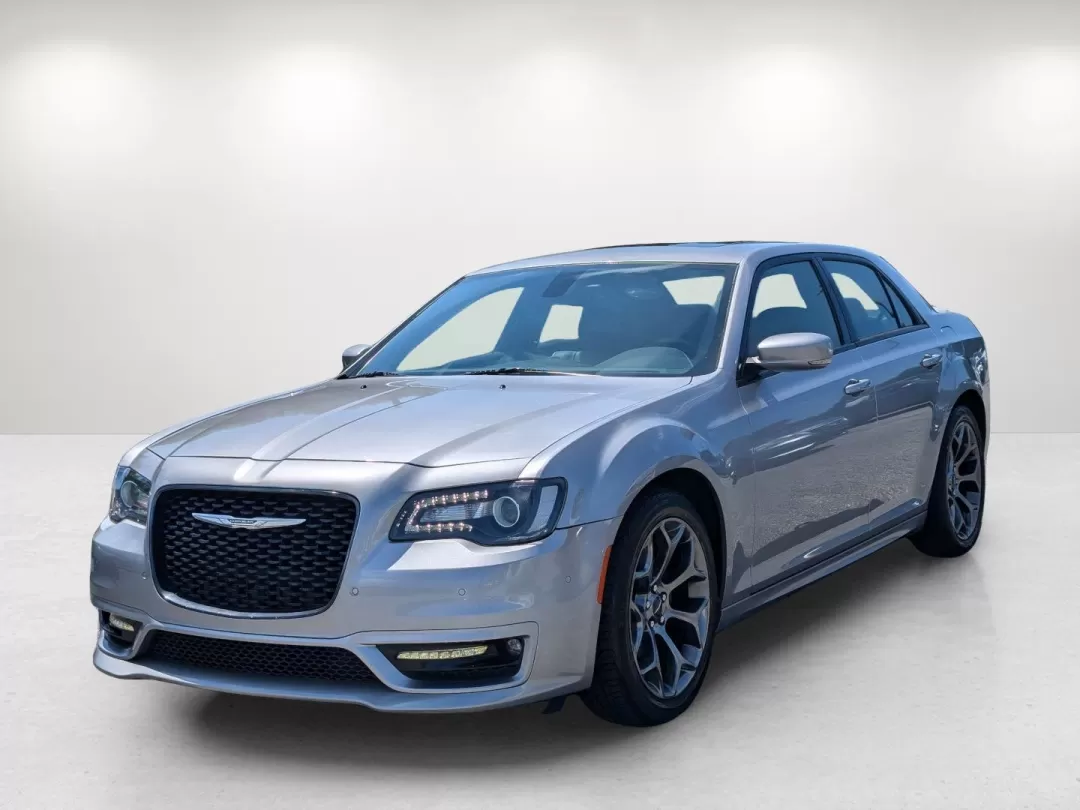 2018 /Black Chrysler 300 300S (2C3CCABG5JH) with an Other engine, located at 7000 Northlake Connector, Columbus, GA, 31904, (706) 987-8085, 32.524975, -84.978134 - Experience life on the open road like never before with Gils Auto's latest offering: a stunning 2018 Chrysler 300S, perfectly designed for those who crave comfort and style on their daily commutes or weekend getaways. Whether you're a busy professional navigating the streets of Phenix City or a fami - Photo#1