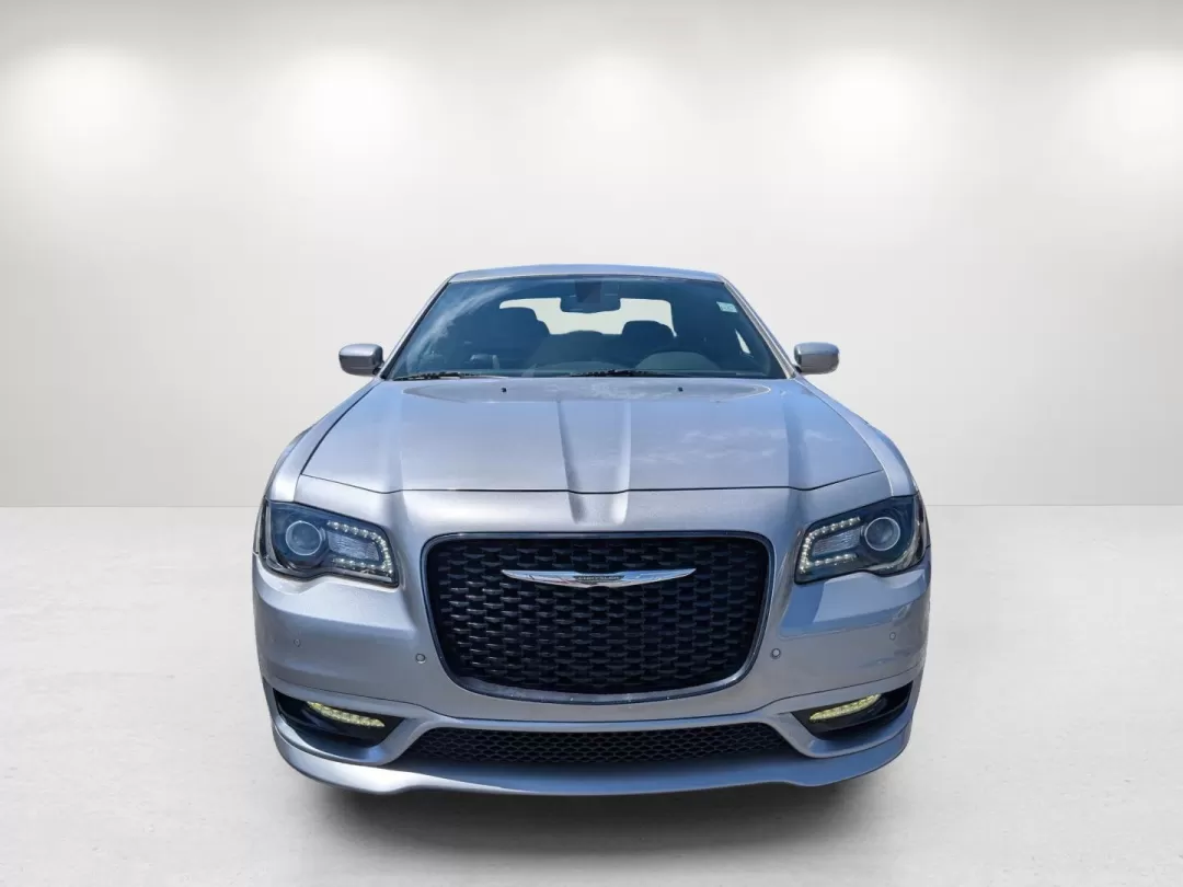 2018 /Black Chrysler 300 300S (2C3CCABG5JH) with an Other engine, located at 7000 Northlake Connector, Columbus, GA, 31904, (706) 987-8085, 32.524975, -84.978134 - Experience life on the open road like never before with Gils Auto's latest offering: a stunning 2018 Chrysler 300S, perfectly designed for those who crave comfort and style on their daily commutes or weekend getaways. Whether you're a busy professional navigating the streets of Phenix City or a fami - Photo#2