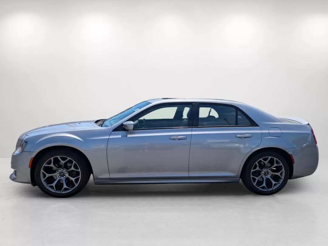 2018 /Black Chrysler 300 300S (2C3CCABG5JH) with an Other engine, located at 7000 Northlake Connector, Columbus, GA, 31904, (706) 987-8085, 32.524975, -84.978134 - Experience life on the open road like never before with Gils Auto's latest offering: a stunning 2018 Chrysler 300S, perfectly designed for those who crave comfort and style on their daily commutes or weekend getaways. Whether you're a busy professional navigating the streets of Phenix City or a fami - Photo#8