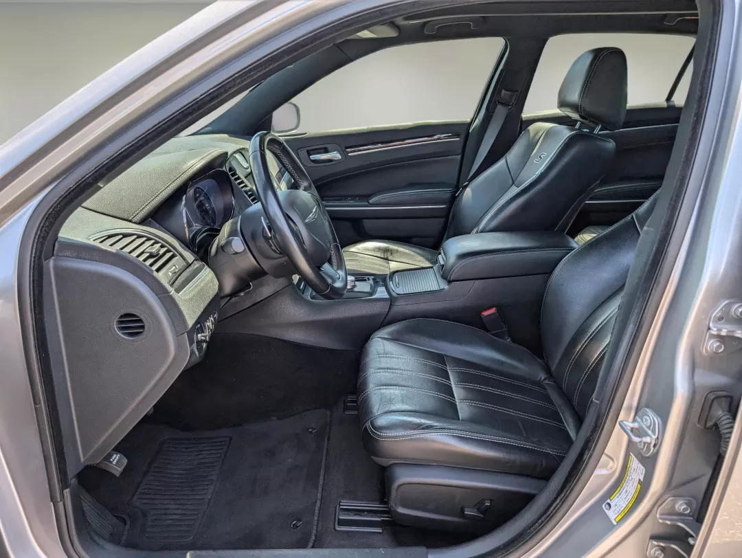 2018 /Black Chrysler 300 300S (2C3CCABG5JH) with an Other engine, located at 7000 Northlake Connector, Columbus, GA, 31904, (706) 987-8085, 32.524975, -84.978134 - Experience life on the open road like never before with Gils Auto's latest offering: a stunning 2018 Chrysler 300S, perfectly designed for those who crave comfort and style on their daily commutes or weekend getaways. Whether you're a busy professional navigating the streets of Phenix City or a fami - Photo#10