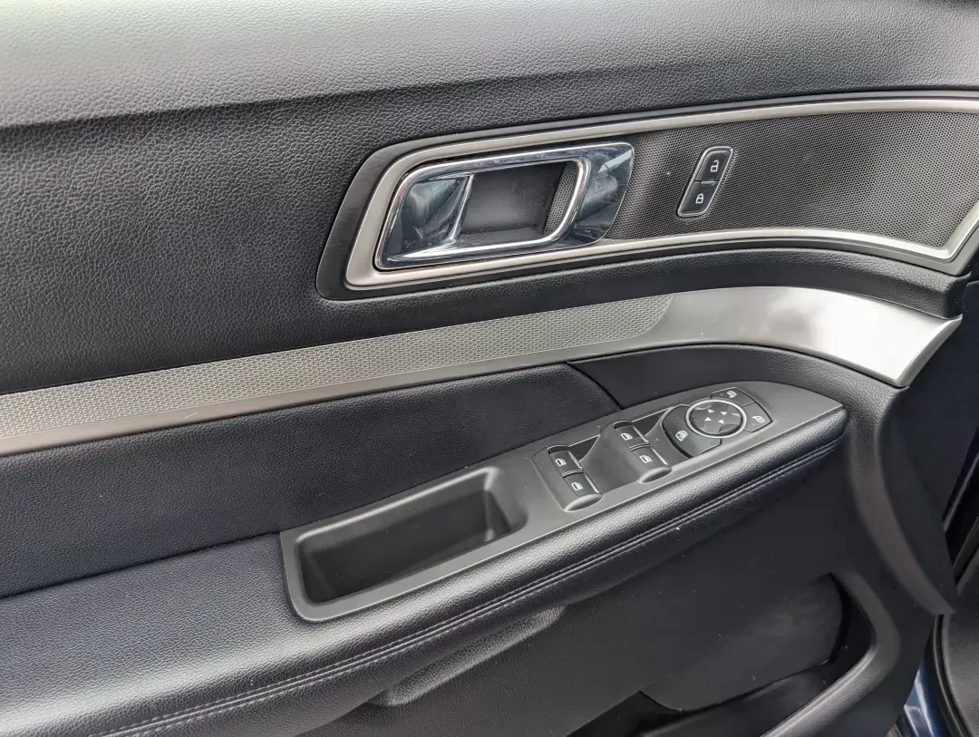 2017 Ford Explorer XLT (1FM5K7DH8HG) with an Other engine, located at 7000 Northlake Connector, Columbus, GA, 31904, (706) 987-8085, 32.524975, -84.978134 - **Adventure Awaits with the 2017 Ford Explorer XLT at Gils Auto - Phenix City**<br /> <br /> Are you ready to elevate your family outings, weekend getaways, or daily commutes? The 2017 Ford Explorer XLT, available now at Gils Auto, is an outstanding choice for those seeking a versatile, spacious, an - Photo#8