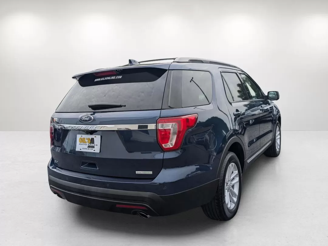2017 Ford Explorer XLT (1FM5K7DH8HG) with an Other engine, located at 3959 U.S. 80 W, Phenix City, AL, 36870, (334) 297-4885, 32.469296, -85.135185 - **Adventure Awaits with the 2017 Ford Explorer XLT at Gils Auto - Phenix City**<br /> <br /> Are you ready to elevate your family outings, weekend getaways, or daily commutes? The 2017 Ford Explorer XLT, available now at Gils Auto, is an outstanding choice for those seeking a versatile, spacious, an - Photo#5