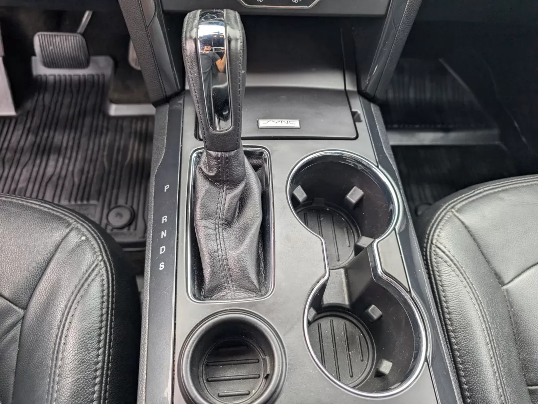 2017 Ford Explorer XLT (1FM5K7DH8HG) with an Other engine, located at 3959 U.S. 80 W, Phenix City, AL, 36870, (334) 297-4885, 32.469296, -85.135185 - **Adventure Awaits with the 2017 Ford Explorer XLT at Gils Auto - Phenix City**<br /> <br /> Are you ready to elevate your family outings, weekend getaways, or daily commutes? The 2017 Ford Explorer XLT, available now at Gils Auto, is an outstanding choice for those seeking a versatile, spacious, an - Photo#14