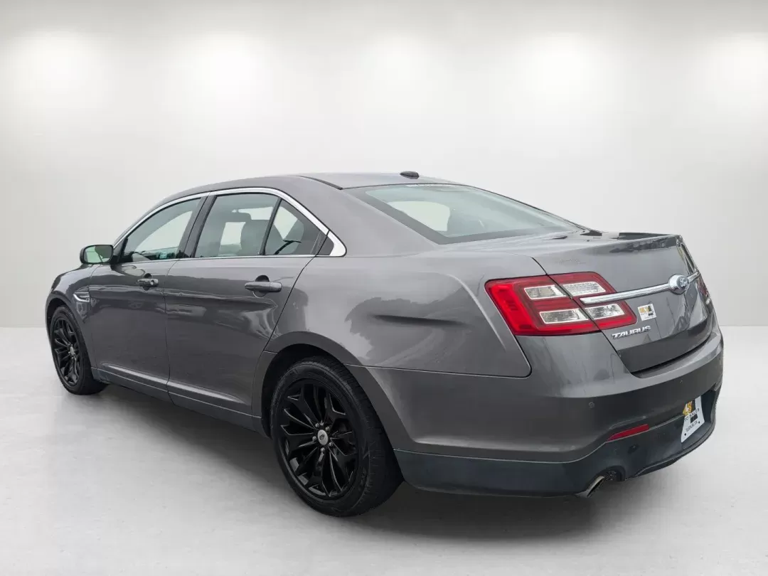 2013 Ford Taurus Limited (1FAHP2F86DG) with an Other engine, located at 3959 U.S. 80 W, Phenix City, AL, 36870, (334) 297-4885, 32.469296, -85.135185 - ### Discover the Perfect Combination of Comfort and Reliability with the 2013 Ford Taurus Limited!<br /> <br /> Are you searching for a spacious sedan that comfortably accommodates family road trips or long commutes? Look no further than the 2013 Ford Taurus Limited, available now at Gils Auto, your - Photo#6