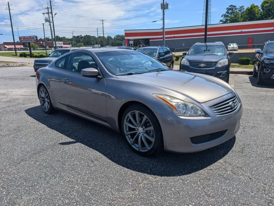 2008 Infiniti G37 Coupe (JNKCV64E38M) with an Other engine, located at 804 22nd Ave, Phenix City, AL, 36870, (334) 297-1860, 32.484749, -85.024475 - **Elevate Your Driving Experience with the 2008 Infiniti G37 Coupe at Gils Auto!**<br /> <br /> If you're searching for a vehicle that blends style, performance, and affordability, look no further than the 2008 Infiniti G37 Coupe, available now at Gils Auto in Phenix City, AL. Perfect for those who - Photo#2