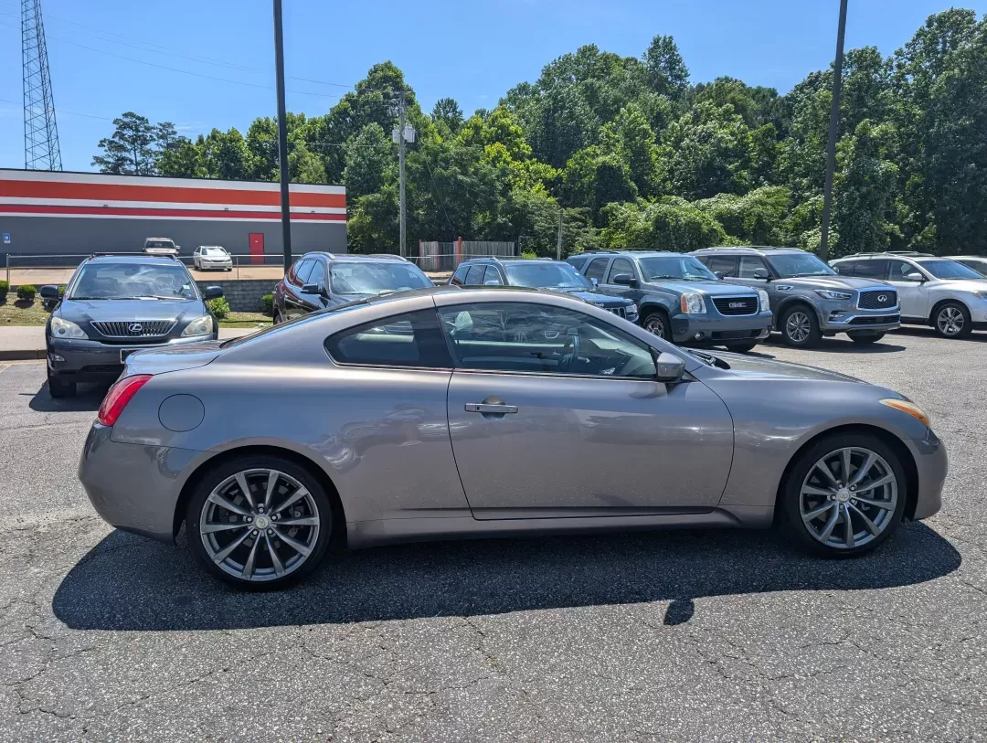 2008 Infiniti G37 Coupe (JNKCV64E38M) with an Other engine, located at 804 22nd Ave, Phenix City, AL, 36870, (334) 297-1860, 32.484749, -85.024475 - **Elevate Your Driving Experience with the 2008 Infiniti G37 Coupe at Gils Auto!**<br /> <br /> If you're searching for a vehicle that blends style, performance, and affordability, look no further than the 2008 Infiniti G37 Coupe, available now at Gils Auto in Phenix City, AL. Perfect for those who - Photo#3