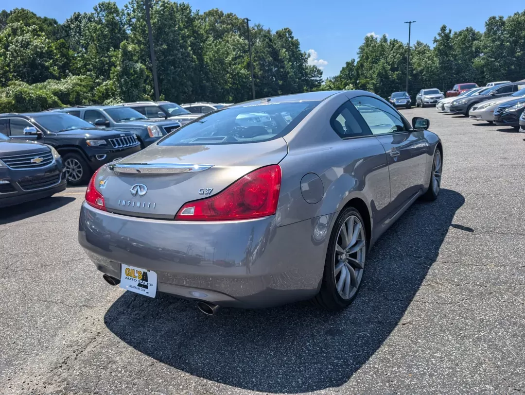 2008 Infiniti G37 Coupe (JNKCV64E38M) with an Other engine, located at 804 22nd Ave, Phenix City, AL, 36870, (334) 297-1860, 32.484749, -85.024475 - **Elevate Your Driving Experience with the 2008 Infiniti G37 Coupe at Gils Auto!**<br /> <br /> If you're searching for a vehicle that blends style, performance, and affordability, look no further than the 2008 Infiniti G37 Coupe, available now at Gils Auto in Phenix City, AL. Perfect for those who - Photo#4