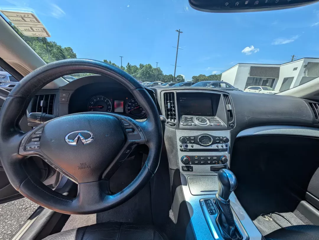 2008 Infiniti G37 Coupe (JNKCV64E38M) with an Other engine, located at 804 22nd Ave, Phenix City, AL, 36870, (334) 297-1860, 32.484749, -85.024475 - **Elevate Your Driving Experience with the 2008 Infiniti G37 Coupe at Gils Auto!**<br /> <br /> If you're searching for a vehicle that blends style, performance, and affordability, look no further than the 2008 Infiniti G37 Coupe, available now at Gils Auto in Phenix City, AL. Perfect for those who - Photo#11