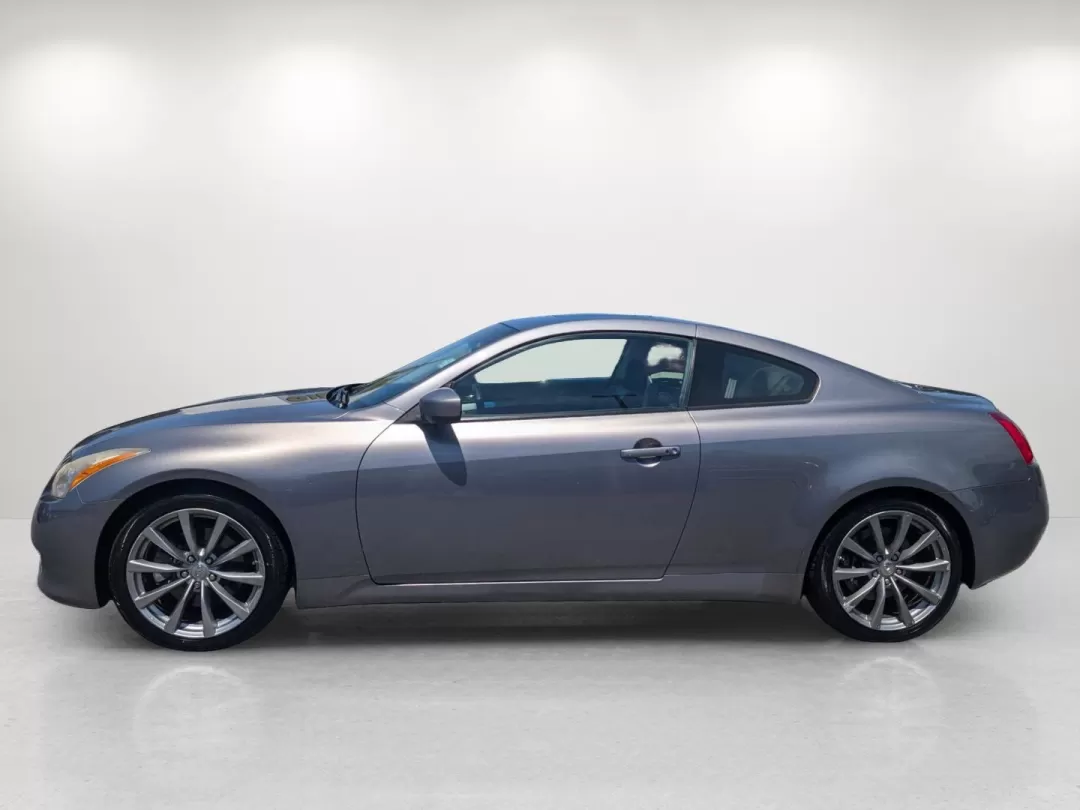2008 Infiniti G37 Coupe (JNKCV64E38M) with an Other engine, located at 804 22nd Ave, Phenix City, AL, 36870, (334) 297-1860, 32.484749, -85.024475 - ### Experience the Thrill of the Open Road with the 2008 Infiniti G37 Coupe at Gils Auto - Phenix City #2<br /> <br /> Are you ready to elevate your driving experience? The 2008 Infiniti G37 Coupe is the perfect blend of luxury and performance, making it ideal for weekend adventures or stylish commu - Photo#8