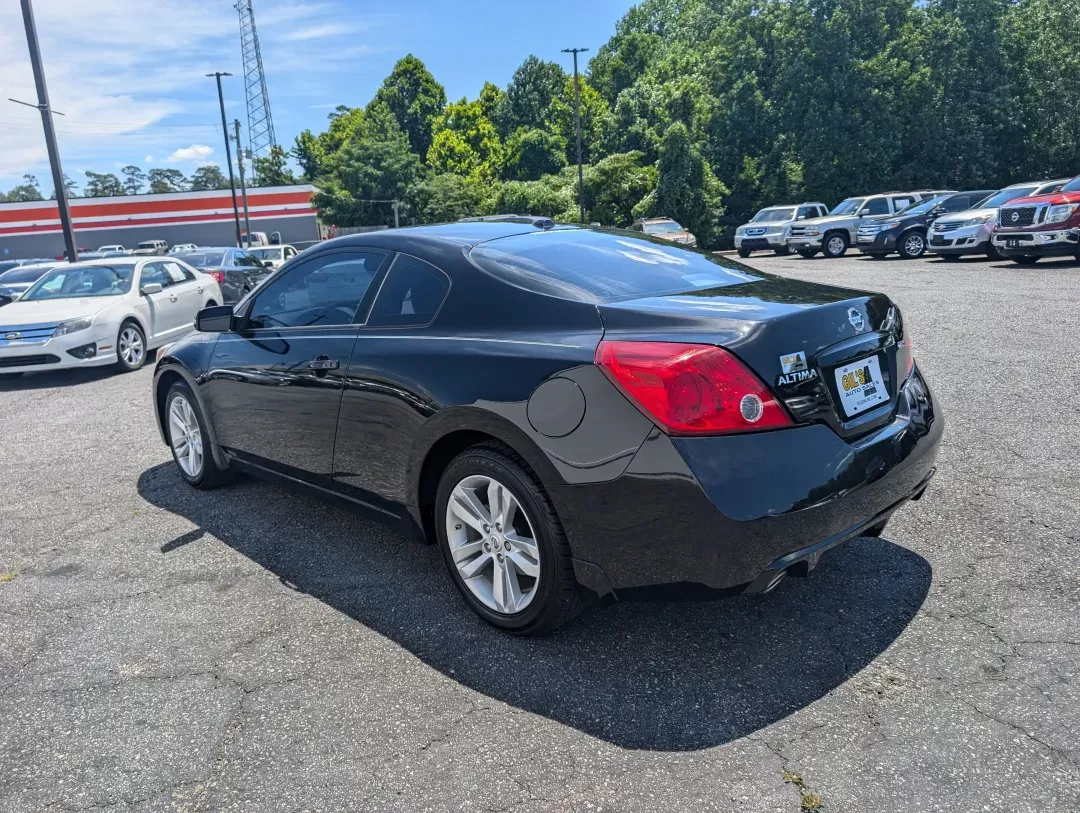 2012 /Charcoal Nissan Altima 2.5 S (1N4AL2EP4CC) with an Other engine, located at 3959 U.S. 80 W, Phenix City, AL, 36870, (334) 297-4885, 32.469296, -85.135185 - **Experience the Perfect Blend of Comfort and Performance with the 2012 Nissan Altima at Gils Auto - Phenix City!**<br /> <br /> If you're in the market for a versatile sedan that combines style, reliability, and impressive performance, look no further than this 2012 Nissan Altima 2.5 S. Whether you - Photo#6