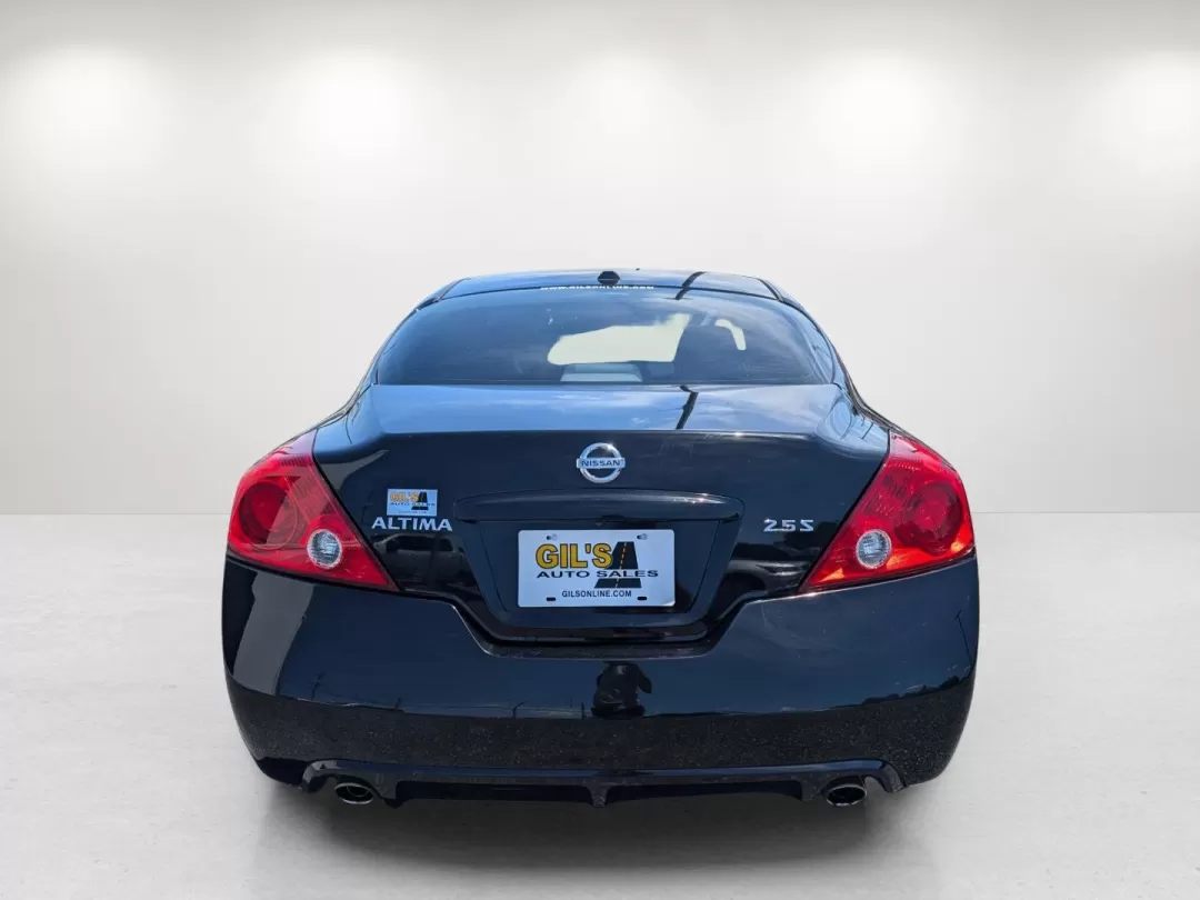 2012 /Charcoal Nissan Altima 2.5 S (1N4AL2EP4CC) with an Other engine, located at 1430 Gateway Drive, Opelika, AL, 36801, (334) 239-0944, 32.637871, -85.409790 - Are you looking for the perfect blend of style, comfort, and reliability for your daily commute or weekend adventures? Look no further than this stunning 2012 Nissan Altima 2.5 S, available now at Gils Auto in Phenix City, AL. This sleek two-door sedan isn't just a mode of transportation; it's a lif - Photo#5