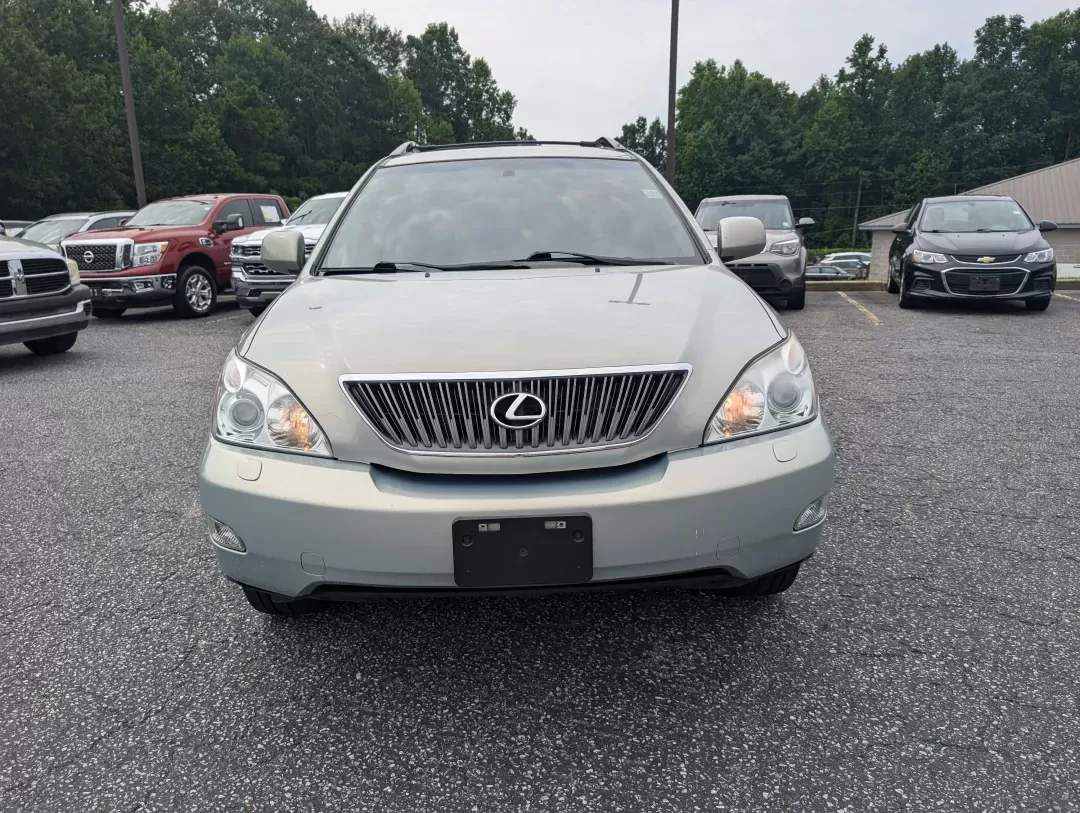 2005 Lexus RX 330 (2T2HA31U45C) with an Other engine, located at 3959 U.S. 80 W, Phenix City, AL, 36870, (334) 297-4885, 32.469296, -85.135185 - **Experience the Freedom of Adventure with This 2005 Lexus RX 330 at Gils Auto!**<br /> <br /> Are you ready to elevate your driving experience and embark on new adventures? Whether you're navigating the bustling streets of Phenix City or heading out for a weekend getaway, the 2005 Lexus RX 330 is y - Photo#1