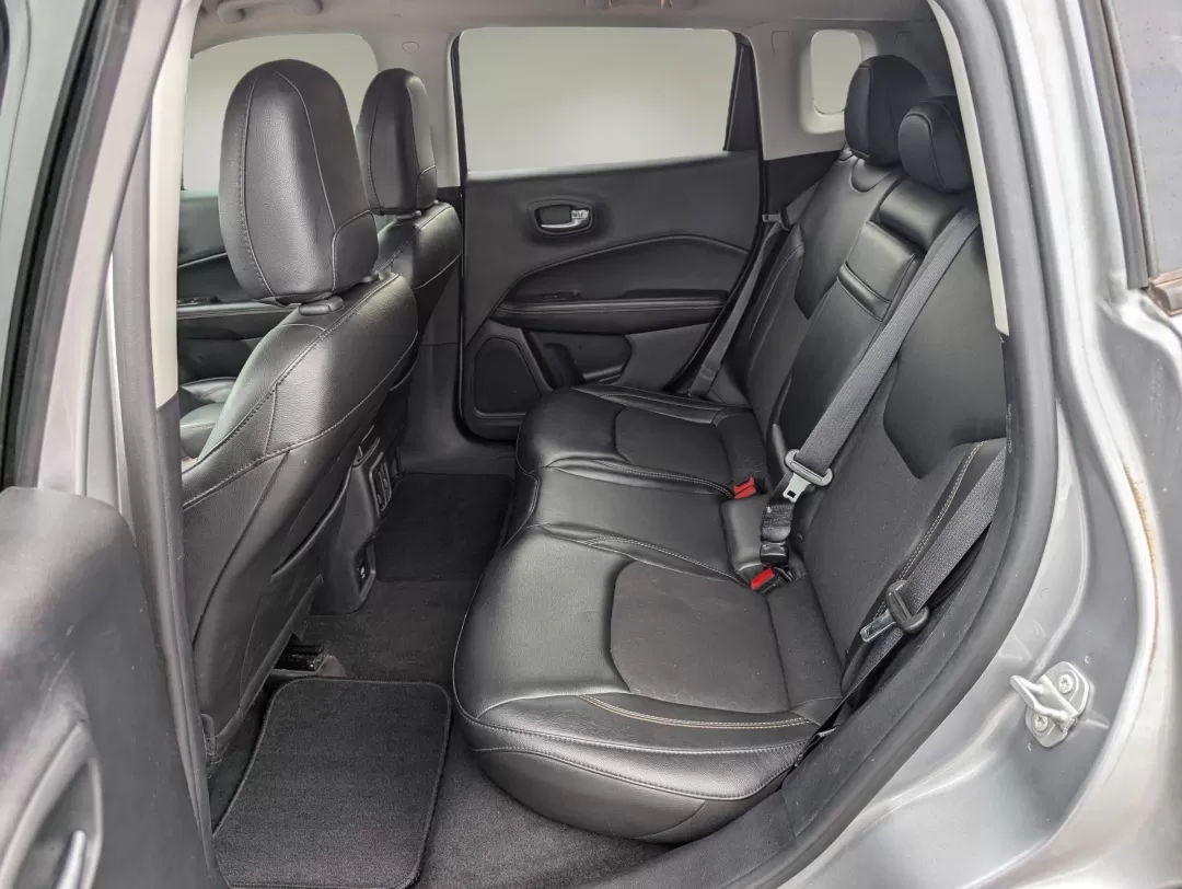2018 /Black Jeep Compass Latitude (3C4NJDBB7JT) with an Other engine, located at 3959 U.S. 80 W, Phenix City, AL, 36870, (334) 297-4885, 32.469296, -85.135185 - Embrace the adventure that awaits you with this 2018 Jeep Compass Latitude, a compact SUV designed for those who crave exploration and reliability in their daily drive. Whether you're navigating through the bustling streets of Phenix City, AL, or heading out for a weekend getaway, this versatile veh - Photo#11