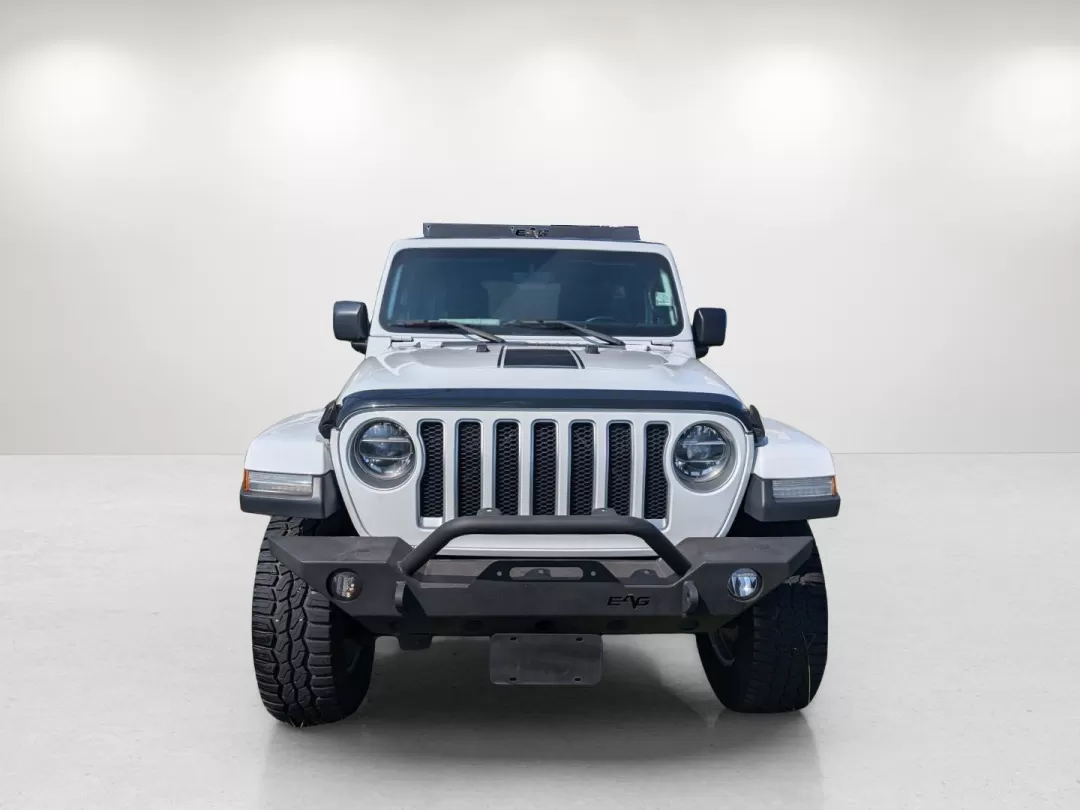 2018 /Black Jeep Wrangler Sahara (1C4HJXEG3JW) with an Other engine, located at 3959 U.S. 80 W, Phenix City, AL, 36870, (334) 297-4885, 32.469296, -85.135185 - Adventure awaits with this stunning 2018 Jeep Wrangler Unlimited Sahara, a perfect companion for those who love the great outdoors! Whether you're navigating weekend getaways, family road trips, or simply commuting to work in style, this convertible 4WD SUV is designed to meet all your driving needs - Photo#2