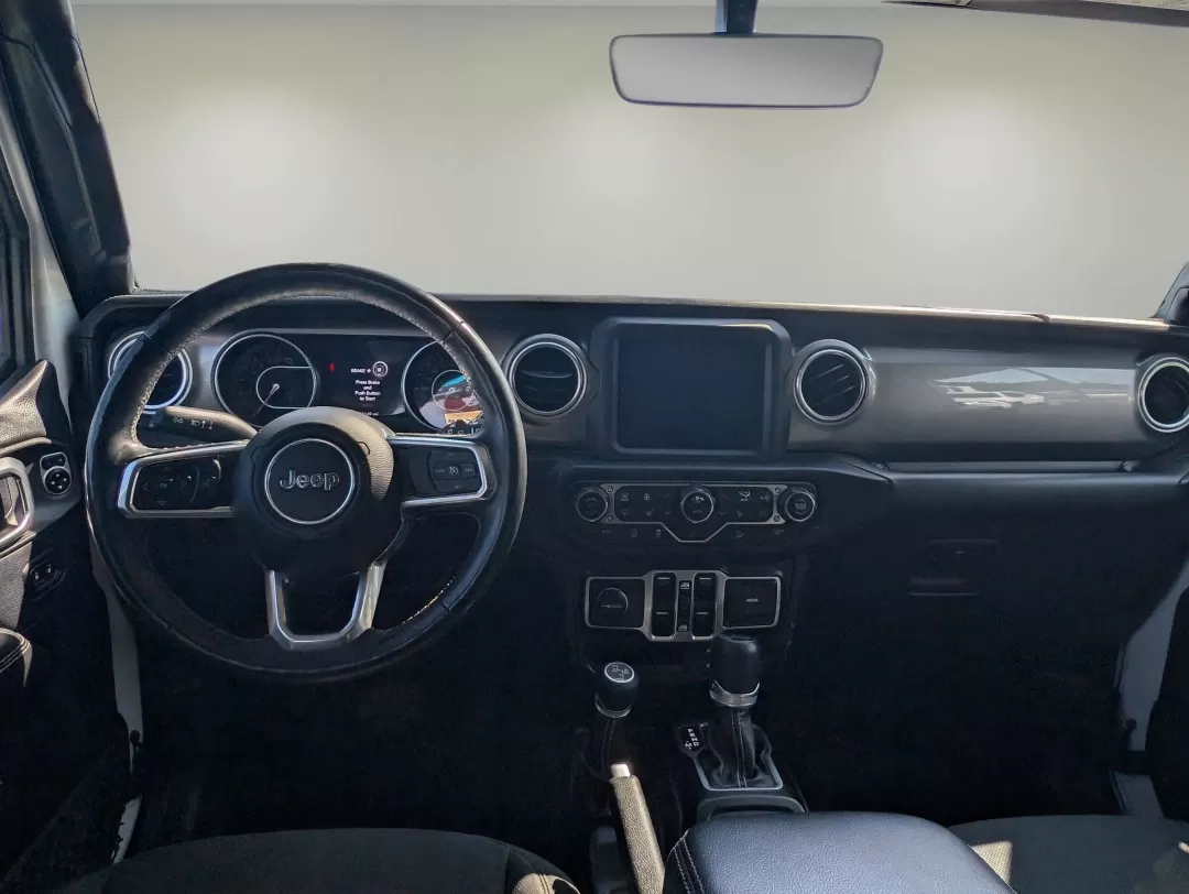 2018 /Black Jeep Wrangler Sahara (1C4HJXEG3JW) with an Other engine, located at 3959 U.S. 80 W, Phenix City, AL, 36870, (334) 297-4885, 32.469296, -85.135185 - Adventure awaits with this stunning 2018 Jeep Wrangler Unlimited Sahara, a perfect companion for those who love the great outdoors! Whether you're navigating weekend getaways, family road trips, or simply commuting to work in style, this convertible 4WD SUV is designed to meet all your driving needs - Photo#12