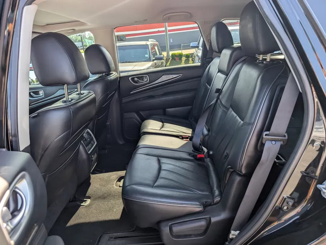 2014 /Graphite Infiniti QX60 (5N1AL0MM9EC) with an Other engine, located at 3959 U.S. 80 W, Phenix City, AL, 36870, (334) 297-4885, 32.469296, -85.135185 - **Discover the Ultimate Family Adventure with the 2014 Infiniti QX60 at Gils Auto!**<br /> <br /> Are you searching for the perfect vehicle to elevate your family's adventures? Look no further than this stunning 2014 Infiniti QX60, expertly designed for both comfort and versatility. Whether you're p - Photo#10